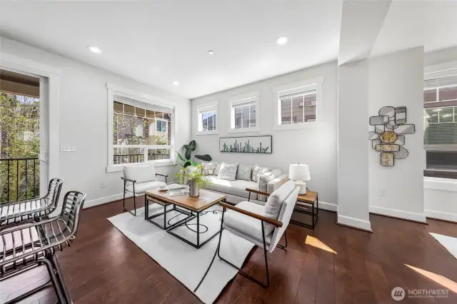 Bright and cozy family room.