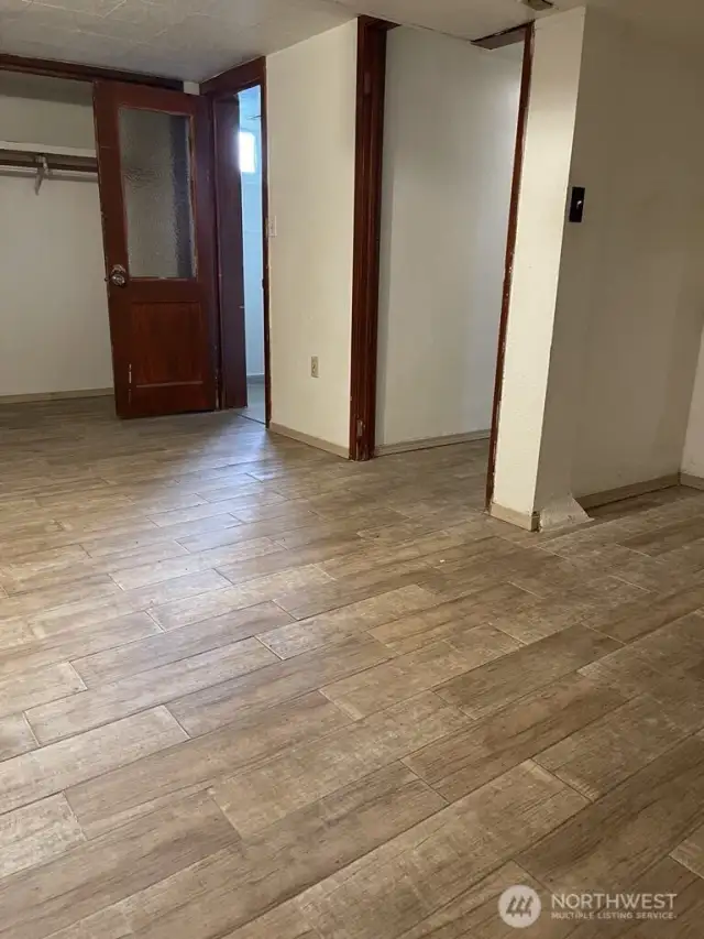 lower unit living