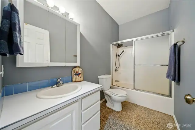 Main bathroom