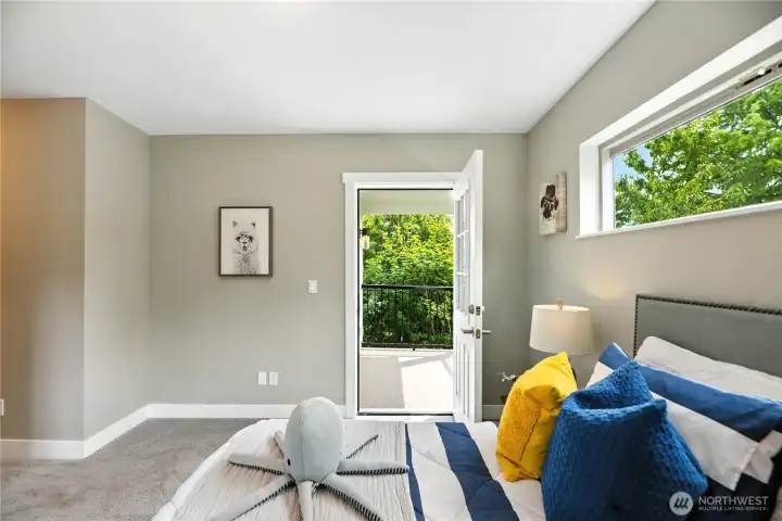 3rd Floor Bedroom / Office