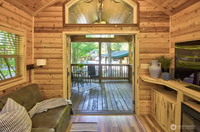 FRENCH DOORS