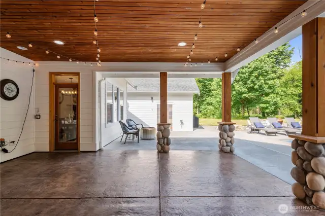 This area is perfect for entertaining, and can be used year-round