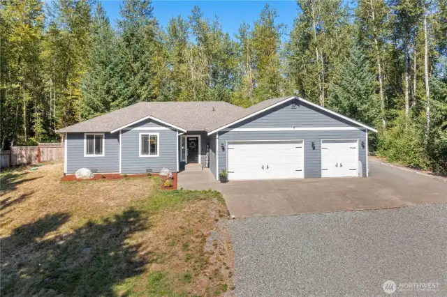 What will YOU do with this property? Whether you want a hobby farm, space to play, room for equipment or just peace and quiet, you can have it here!