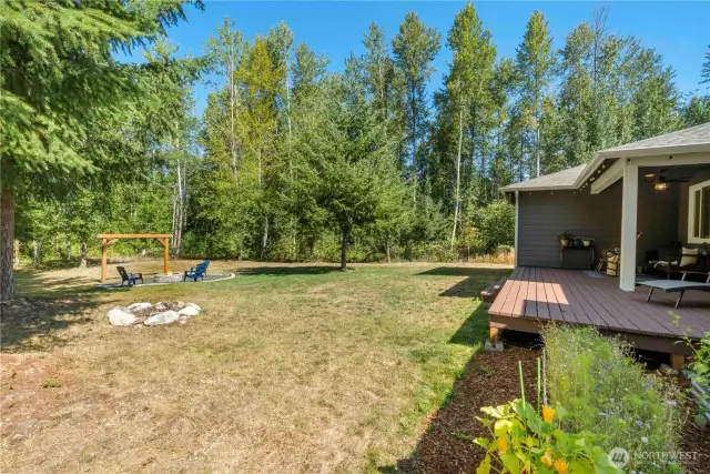 So much yard space, this entire area is fenced in. Of course, the property extends back behind the house much further.