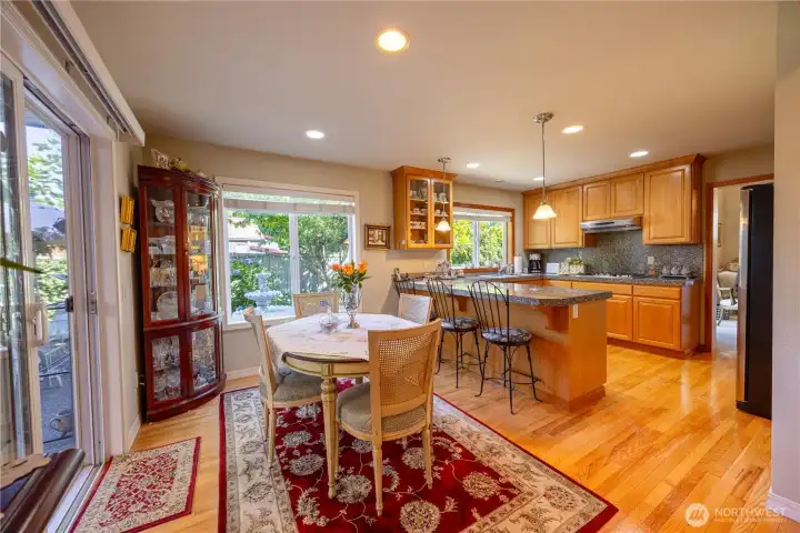 ,Kitchen with Family Table, with walk-in Pantry