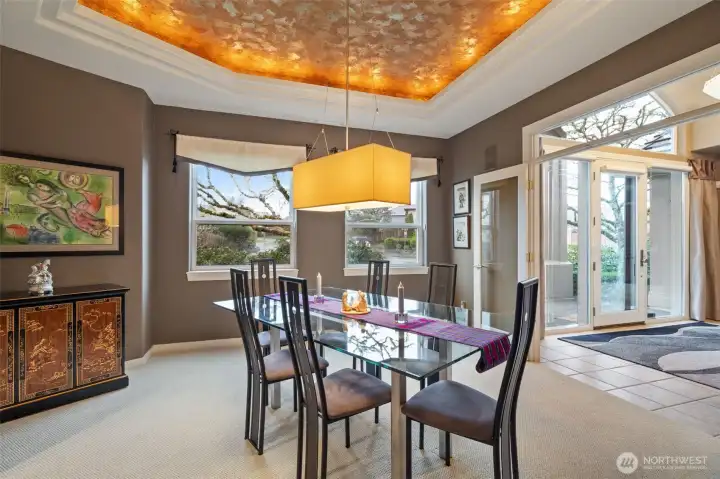 Formal Dining