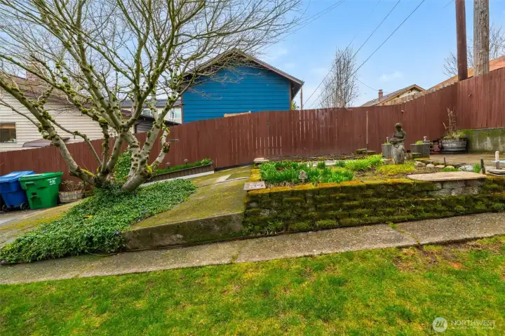 Plant whatever you like.  Bulbs are just starting to pop into spring time.