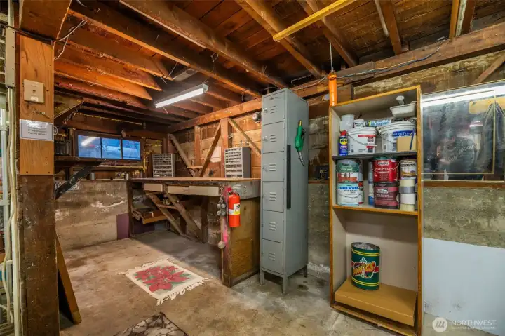Bring your ideas for this unfinished basement. Easily gain sweat equity by finishing the space. Bathroom, Family room, Bedroom?  Whatever can be imagined with 7+ foot ceilings.