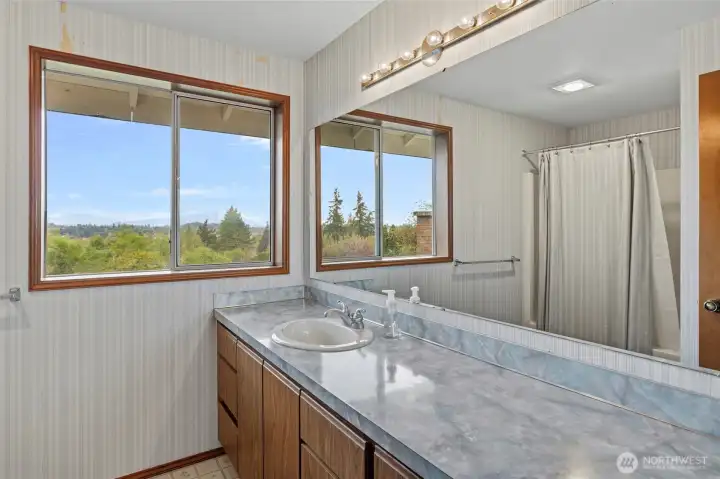 Bathroom #3- Upper Level