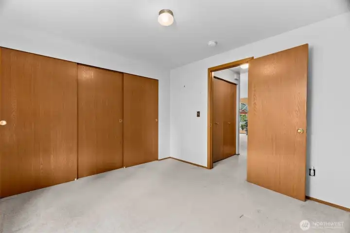 Second bedroom view to hallway.