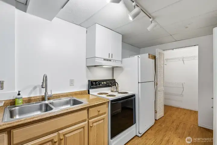 Kitchen downstairs apartment