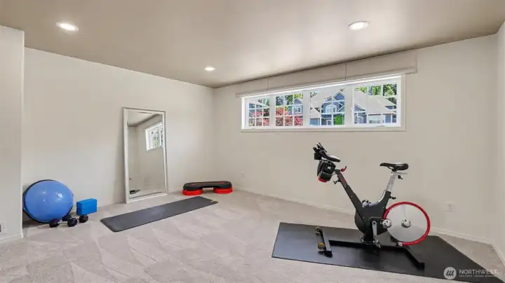 Large bonus room over the garage Large bonus room over the garage