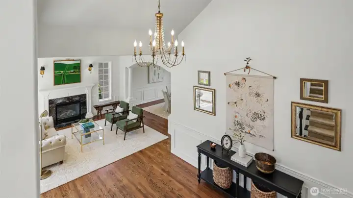 Beautiful details and abundant light throughout this custom-crafted home - plus air conditioning! Beautiful details and abundant light throughout this custom-crafted home - plus air conditioning!