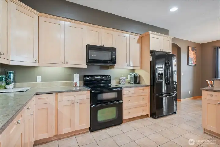Kitchen Maple Cabinetry Kitchen Maple Cabinetry