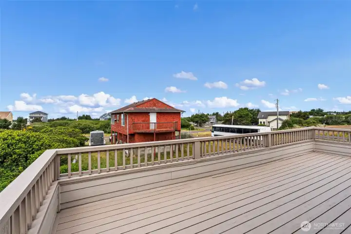 Looking off the deck toward the ocean.