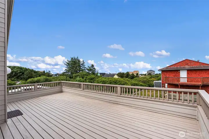 543 sqft of deck wraps around to the front door.