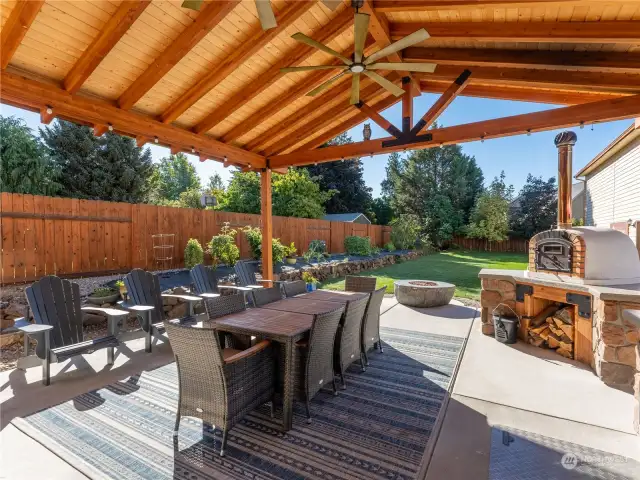 The ultimate entertaining space on the back patio!