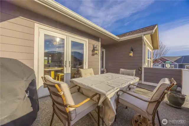 Front Patio off Entry & Kitchen