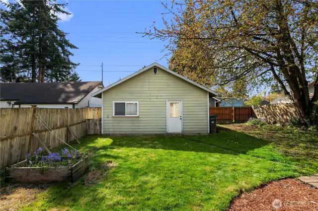 2 car garage with alley access