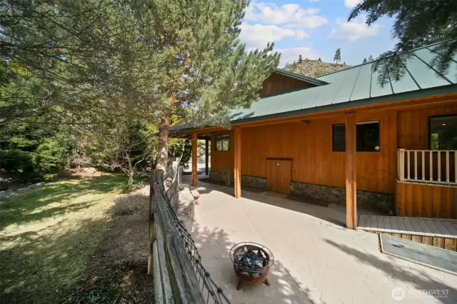 Masterside patio