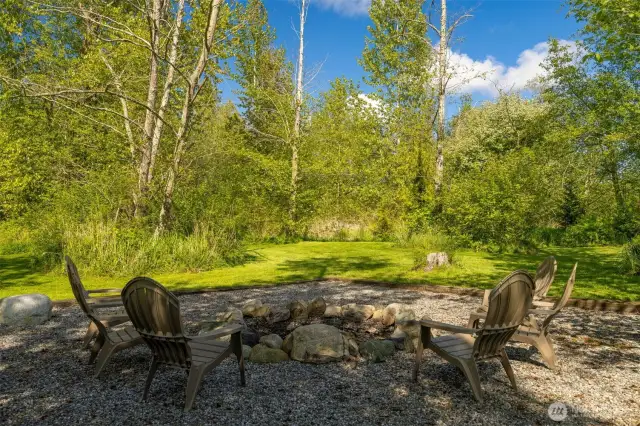 Outdoor Hangout