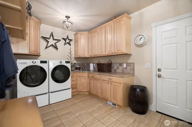 Extra Large Laundry/Mud  Room