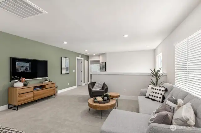 Photos are for representation only.  Features, colors and selections may differ from photograph. See site agent for details.