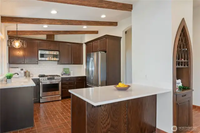 Breakfast bar for informal meals.