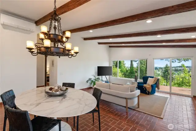 informal or formal dining.