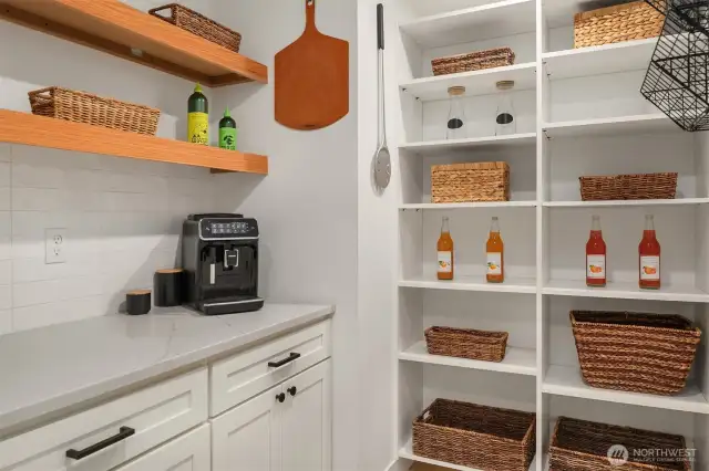 Walk-in pantry