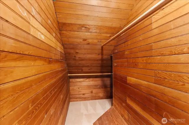 2 large closets in primary
