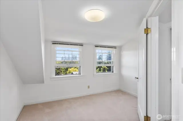 2nd bedroom upstairs