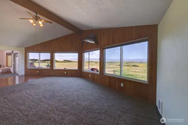 Great room with spectacular ocean view.