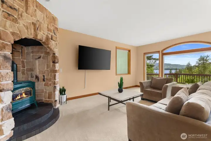 Cozy family room with gas fireplace.