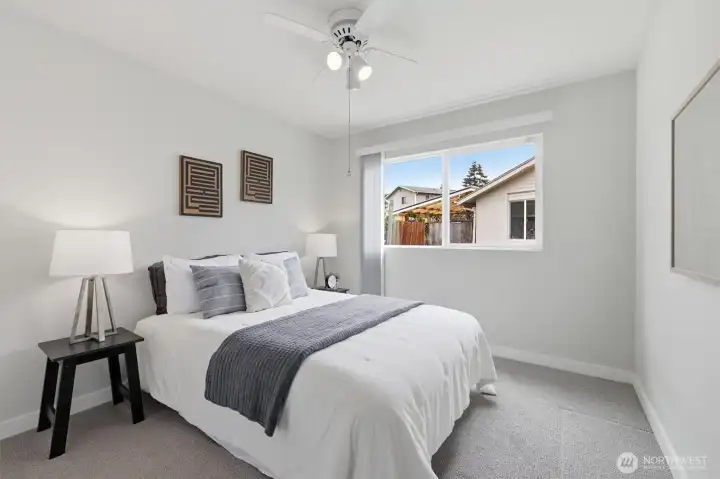 Second bedroom.