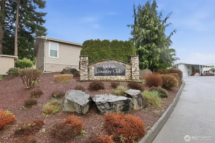 entrance to Mobile County Club