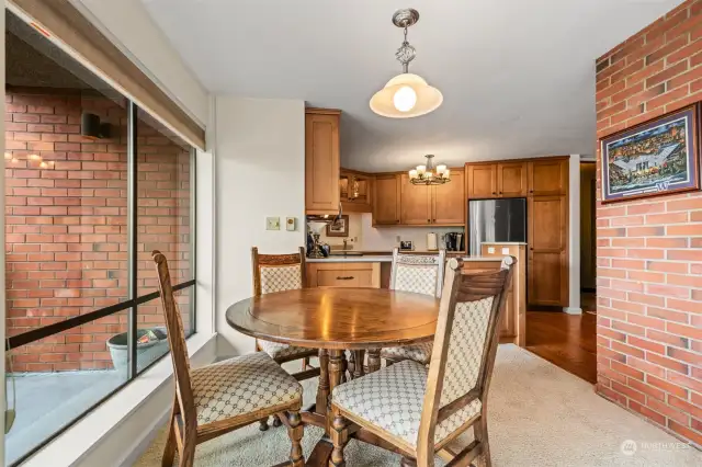 Your dining room has view of lake!