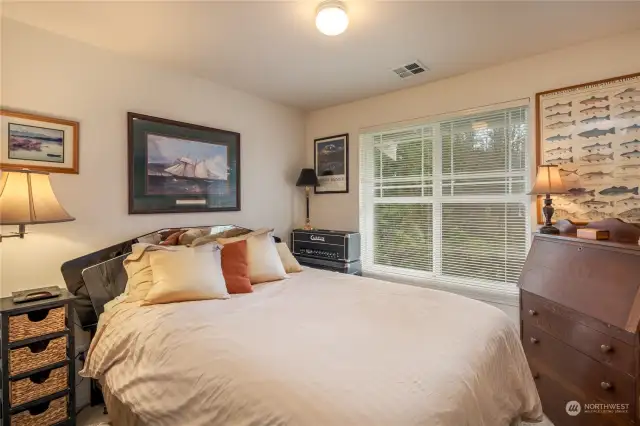 Peaceful guest room