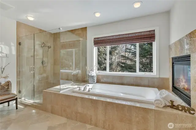 No caption needed—just pure indulgence. The luxurious bath is ready for your well-deserved bubble escape!
