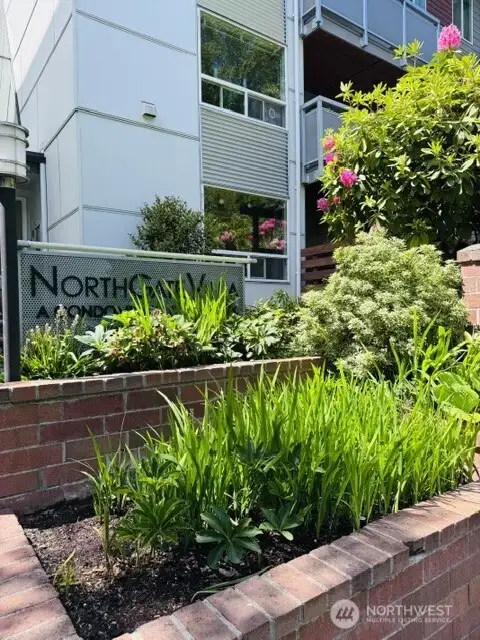Northgate Villa Sign