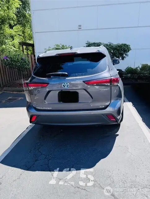Parking Spot 125