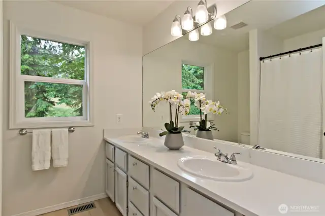 Main upstairs bathroom