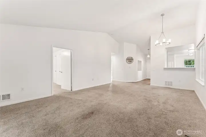 Spacious Living room