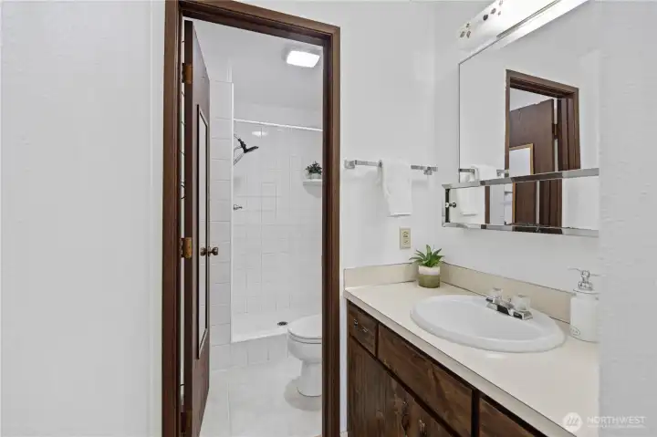 Primary ensuite bathroom