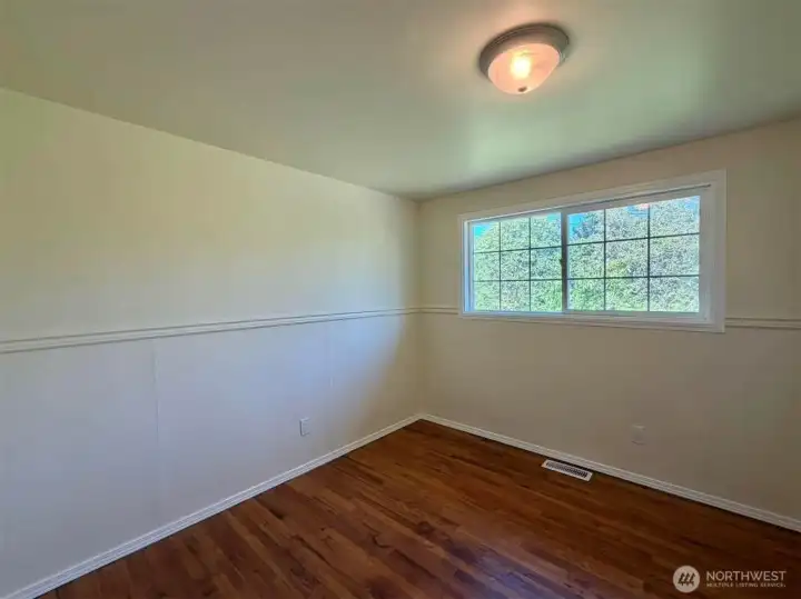 Upper floor bedroom 2