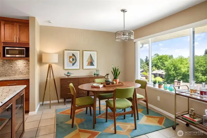 Large dining room (virtually staged).