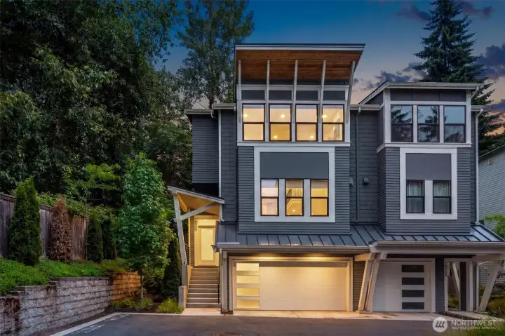 Great curb appeal enticing beautiful townhome. Tucked into the back of the community for ultimate privacy. Great curb appeal enticing beautiful townhome. Tucked into the back of the community for ultimate privacy.