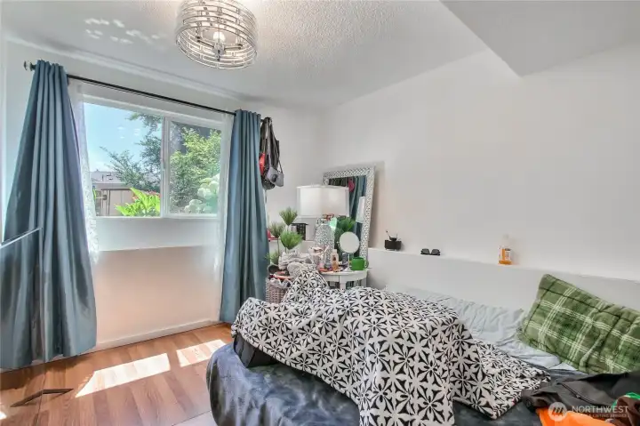 Flexible bonus room ready for buyer's personal touch — office, gym, playroom, or extra living space.