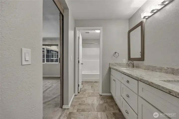Primary Ensuite Bathroom Primary Ensuite Bathroom