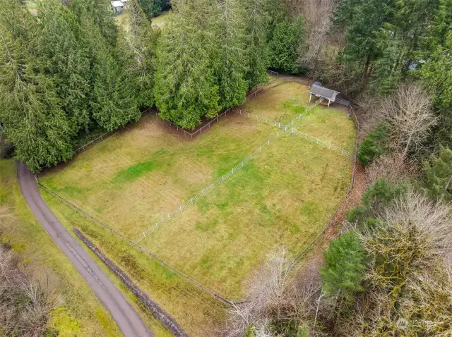 Middle pasture and 2 stall run-in barn